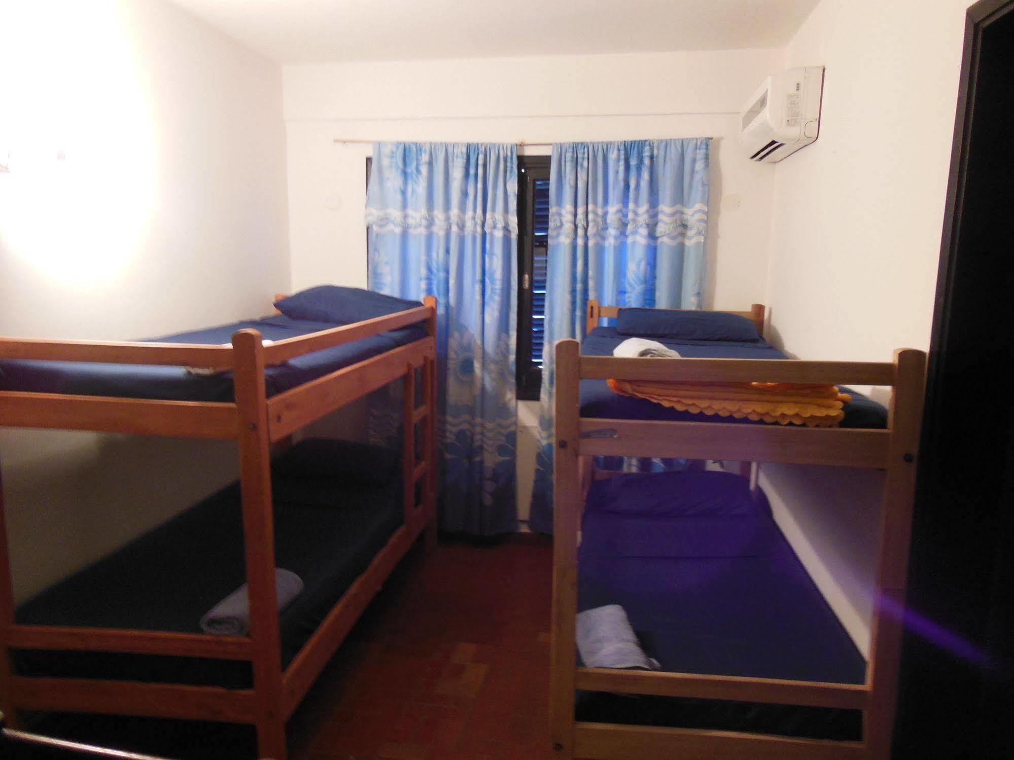 Costanera Hostel Асунсьон Экстерьер фото